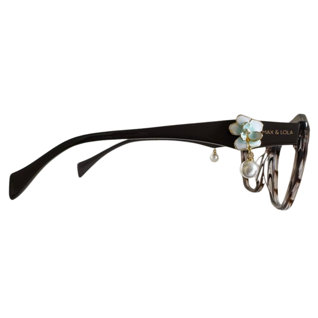 Cat eye duo charm